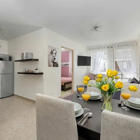 דירה Cozy Near The Sea And Downtown By Renters *